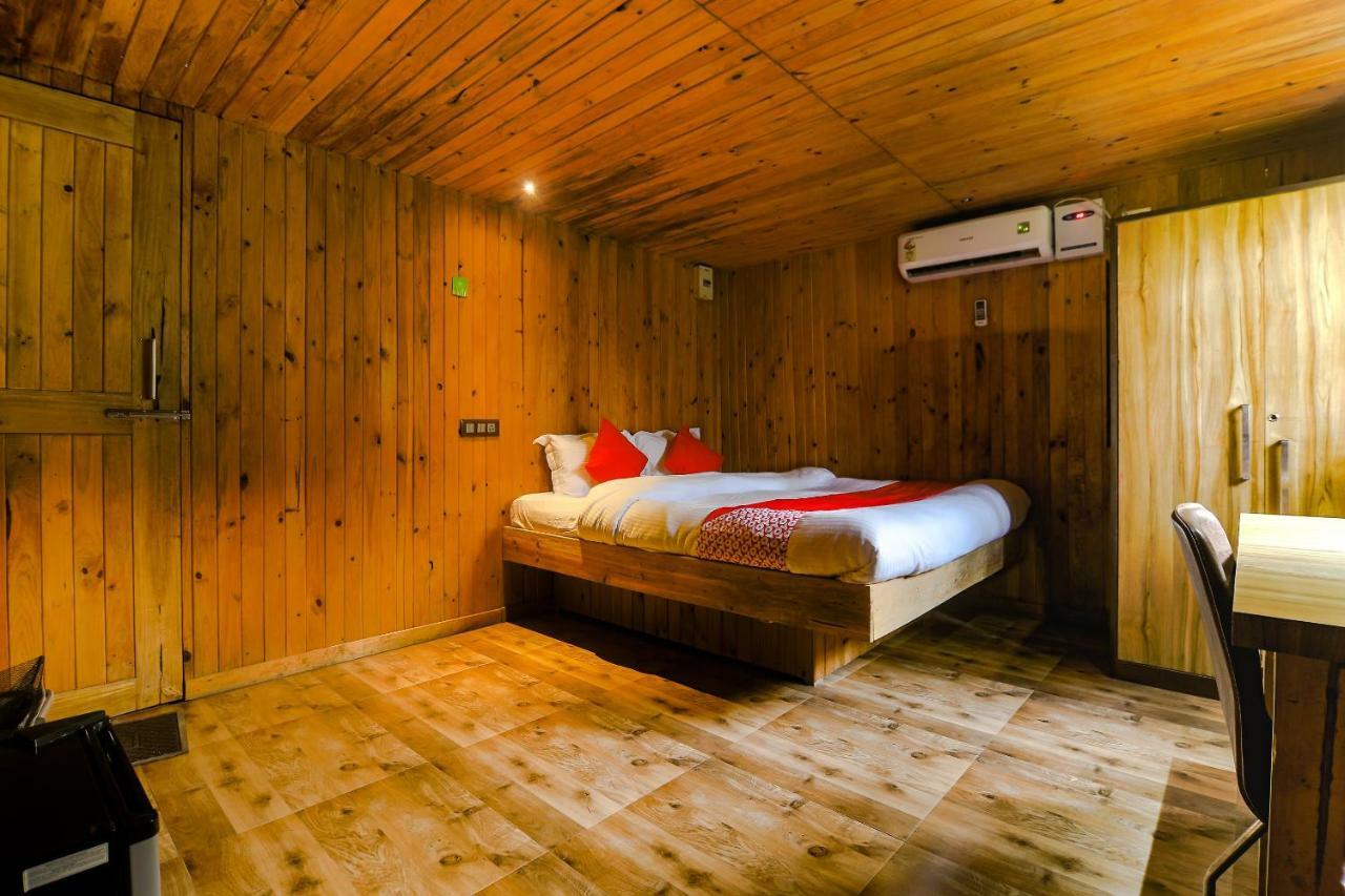 Hotel Oyo 36006 Eastern Retreat Nunmati Exterior foto